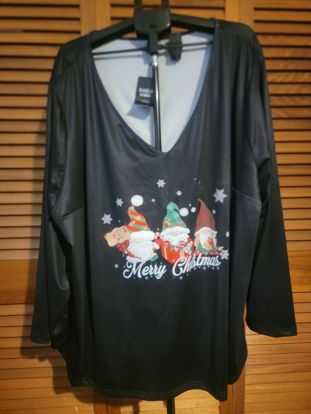 Merry Christmas Gnome Graphic Long-Sleeve Women's Top - Black